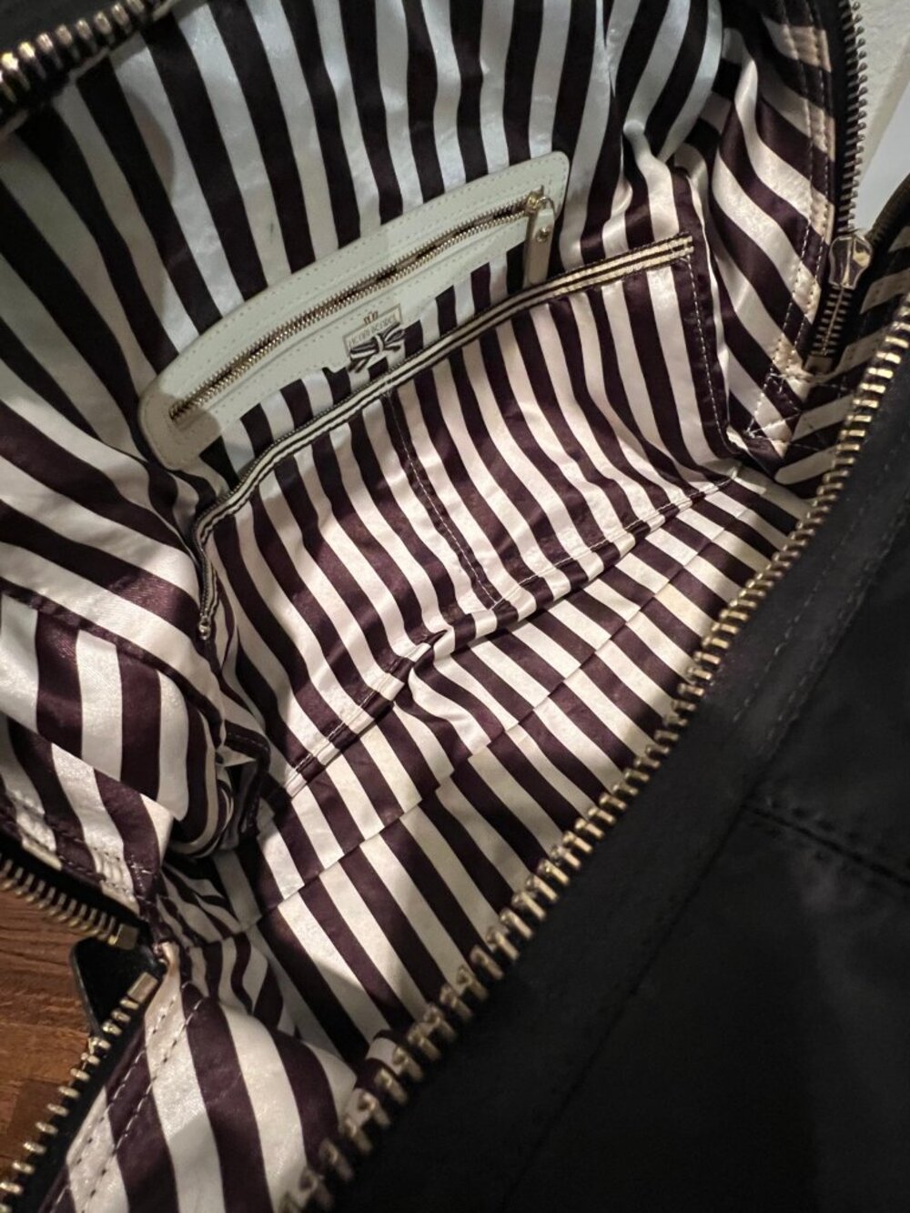 Henri Bendel Black Nylon & Leather Satchel – Good Pre‑Owned Condition - Picture 11 of 12
